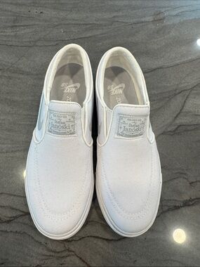 Nike Stefan Janoski Slip-On Canvas Sneakers - White NWOT